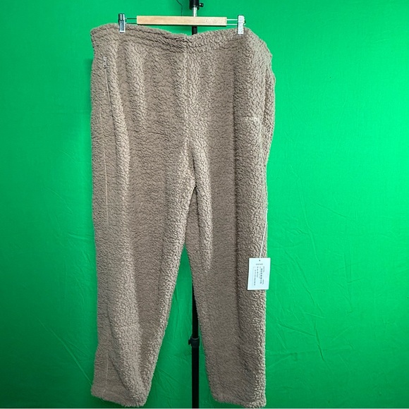 NWT Skims Teddy Bear Joggers Desert Size 4X - Picture 1 of 7